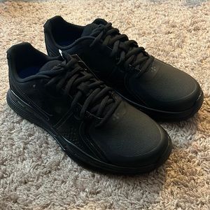 Shoes for Crews Slip Resistant Solid Black Shoes